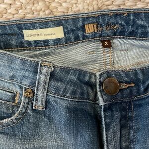 Kut from the Kloth 
Catherine Boyfriend Jeans💙